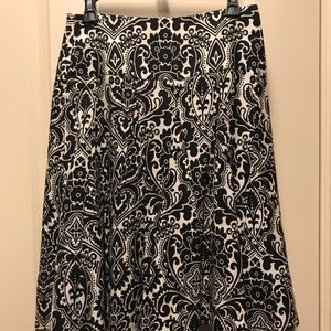 Ann Taylor Knee length lined skirt